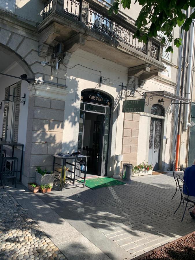 Palazzo Clerici Apartamento Luino Exterior foto