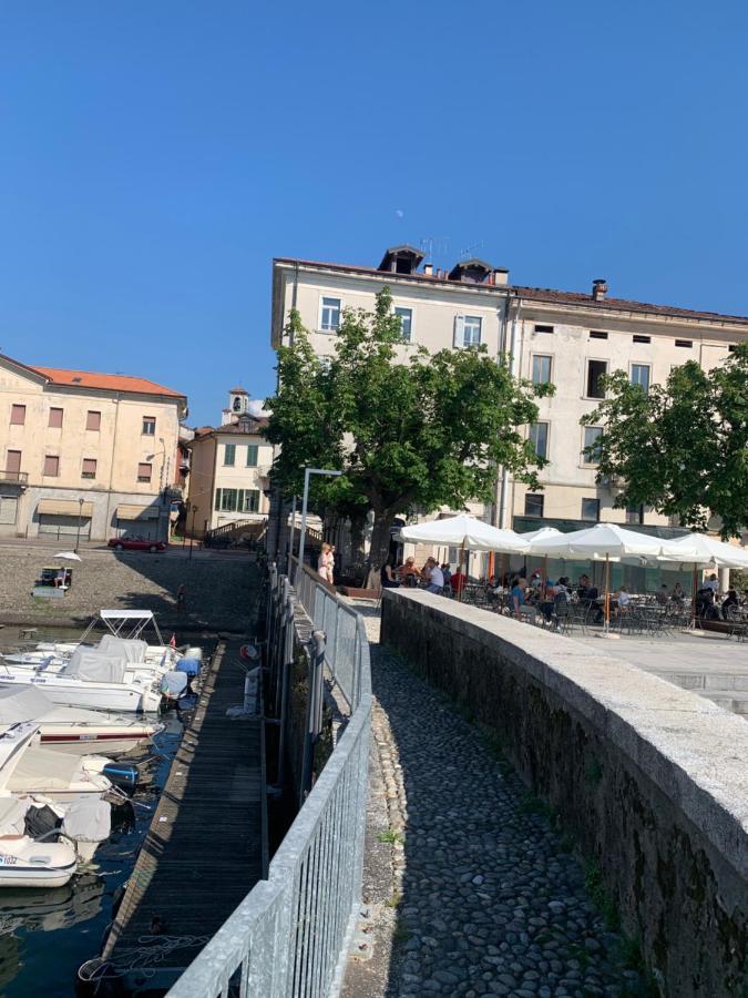 Palazzo Clerici Apartamento Luino Exterior foto